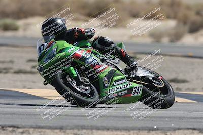 media/Oct-04-2025-CVMA (Sat) [[408bcdd6e4]]/Race 4-Formula Middleweight (Holeshot)/